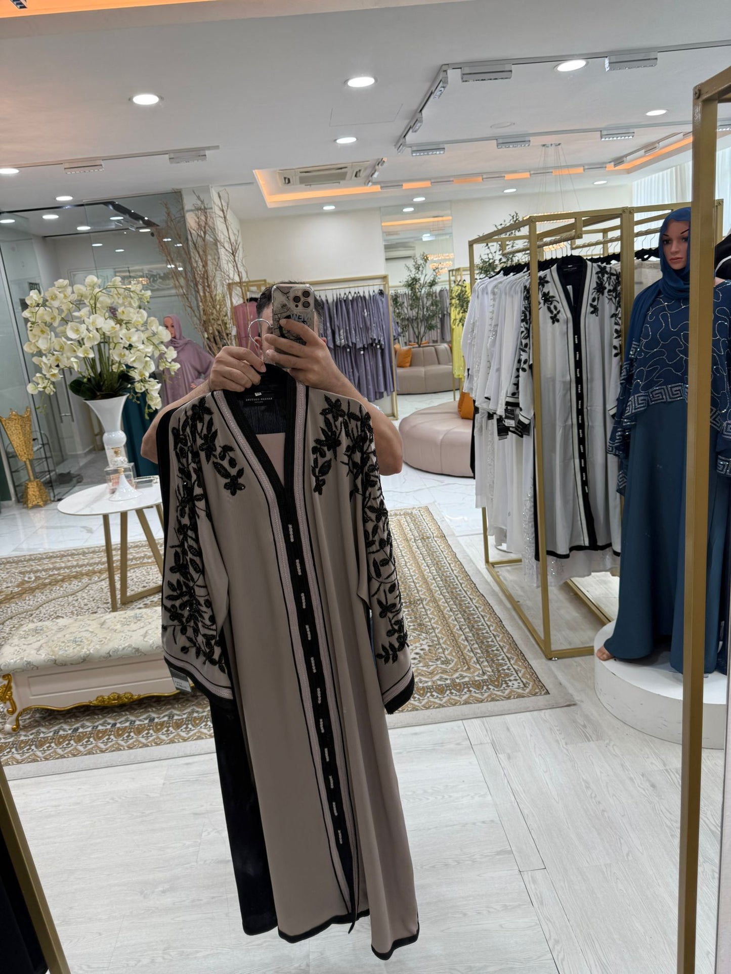 ABAYA JAFNA